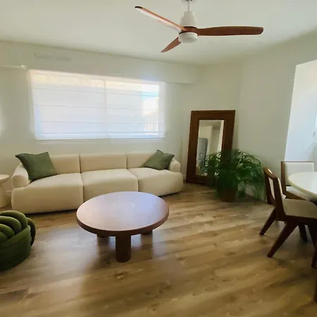 80m2, Le Mourillon, 아파트